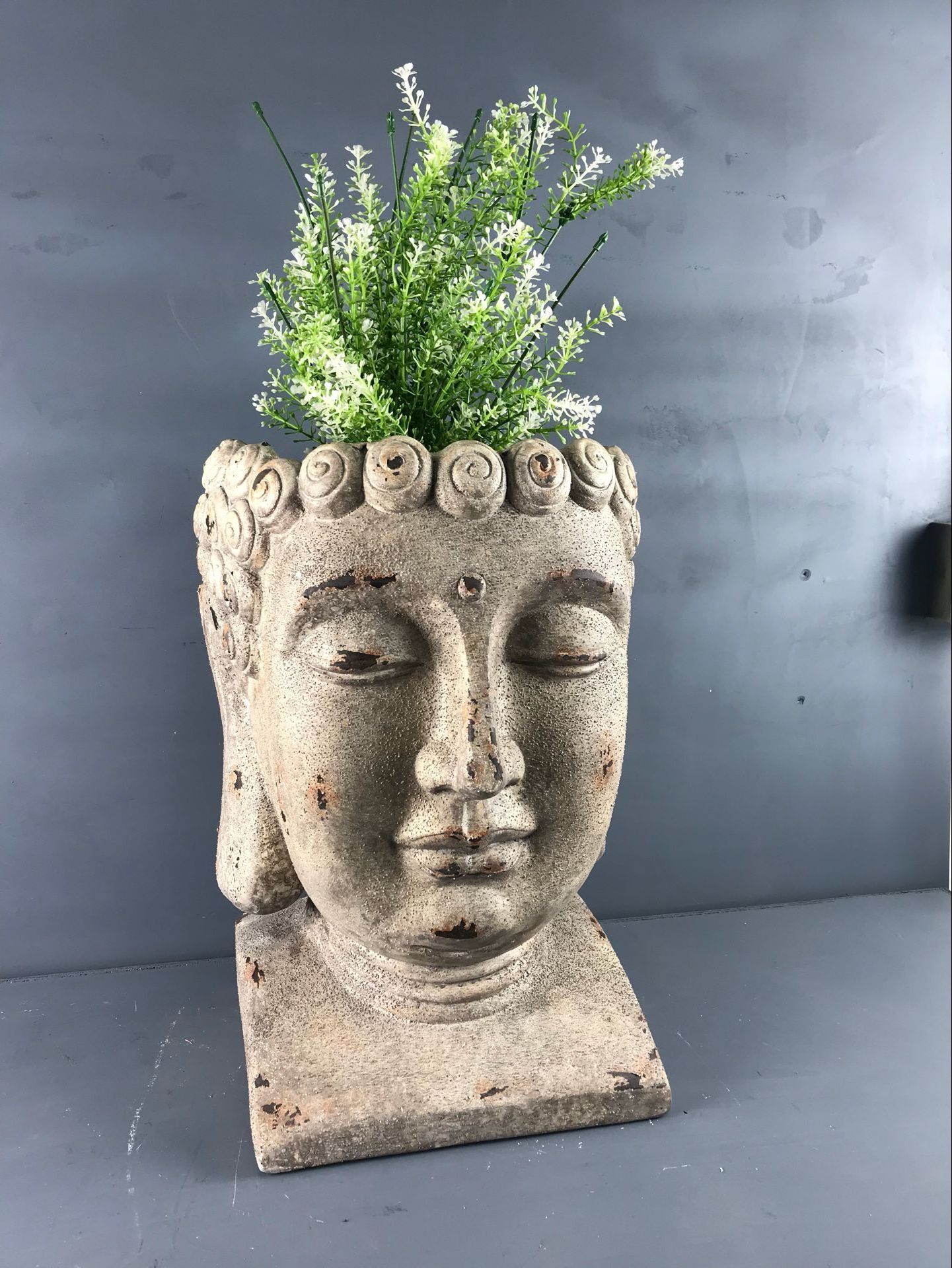 Wholesale Laughing Buddha Head Shape Planter Flower Pot For Garden Decoration