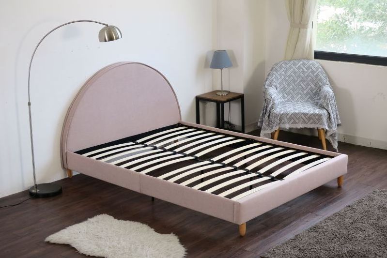 Factory Wholesale Princess Dirty pink bed linen fabric Queen size upholstered bed frame with headboard