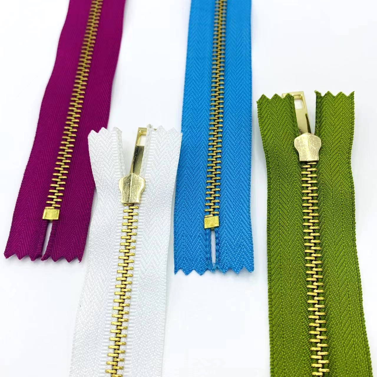 Wholesale Factory ODM OEM #3 50cm Brass Zippers Open End Metal Zipper for Jeans Clothes