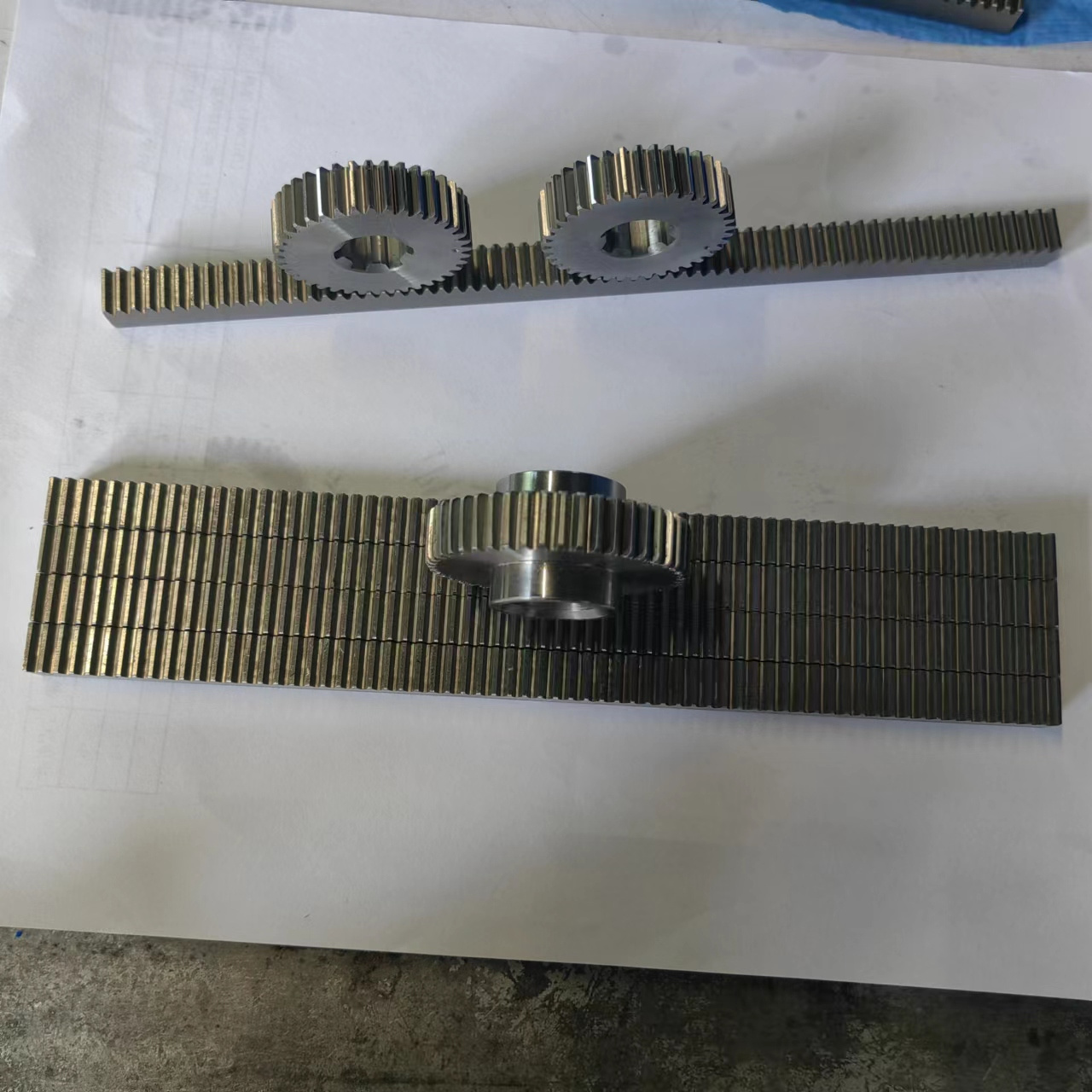 Custom Cnc Machining Stainless Steel Pinion Gear Shaft Metal Plastic Spur Bevle Gear Brass Small modulus rack gear