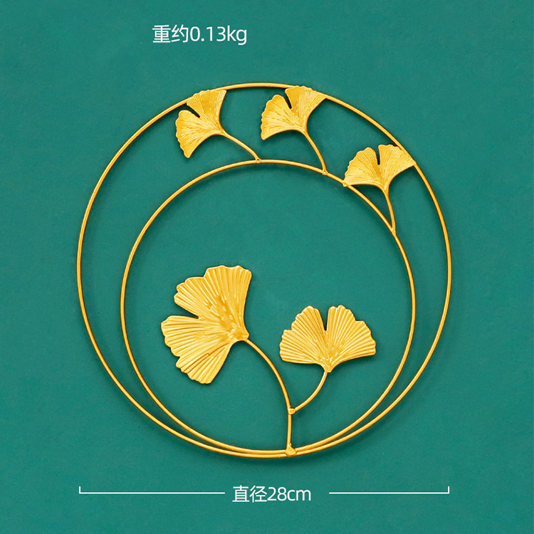 OEM Available Luxury Golden Metal Frame Circle Maple Leaf Plant Leaf Art Wall Decor Modern Style Home Decoration Items