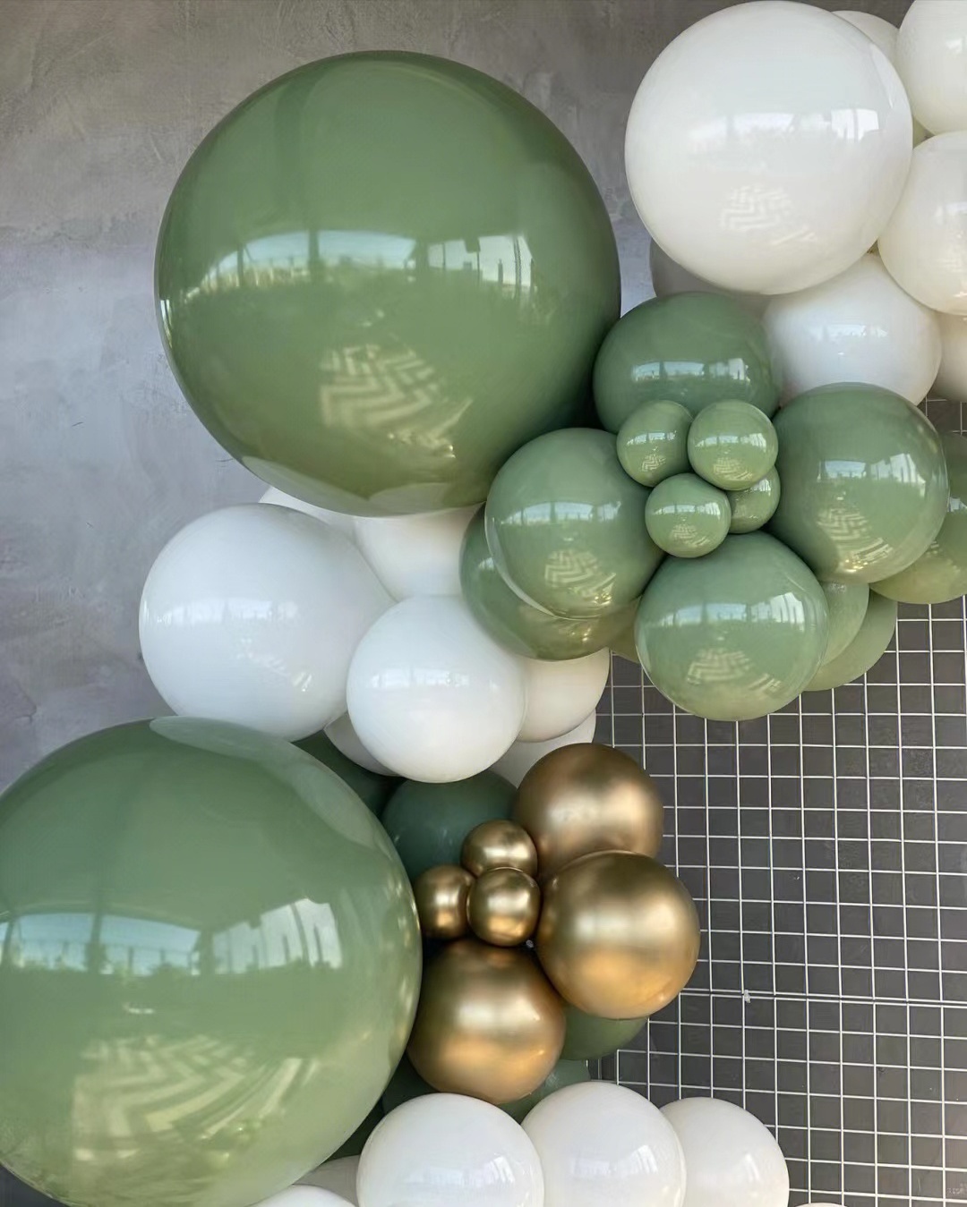 Hot Sale Olive Green Balloon Garland Arch Kit White Gold Confetti Balloons Birthday Wedding Balloons Party Decorations