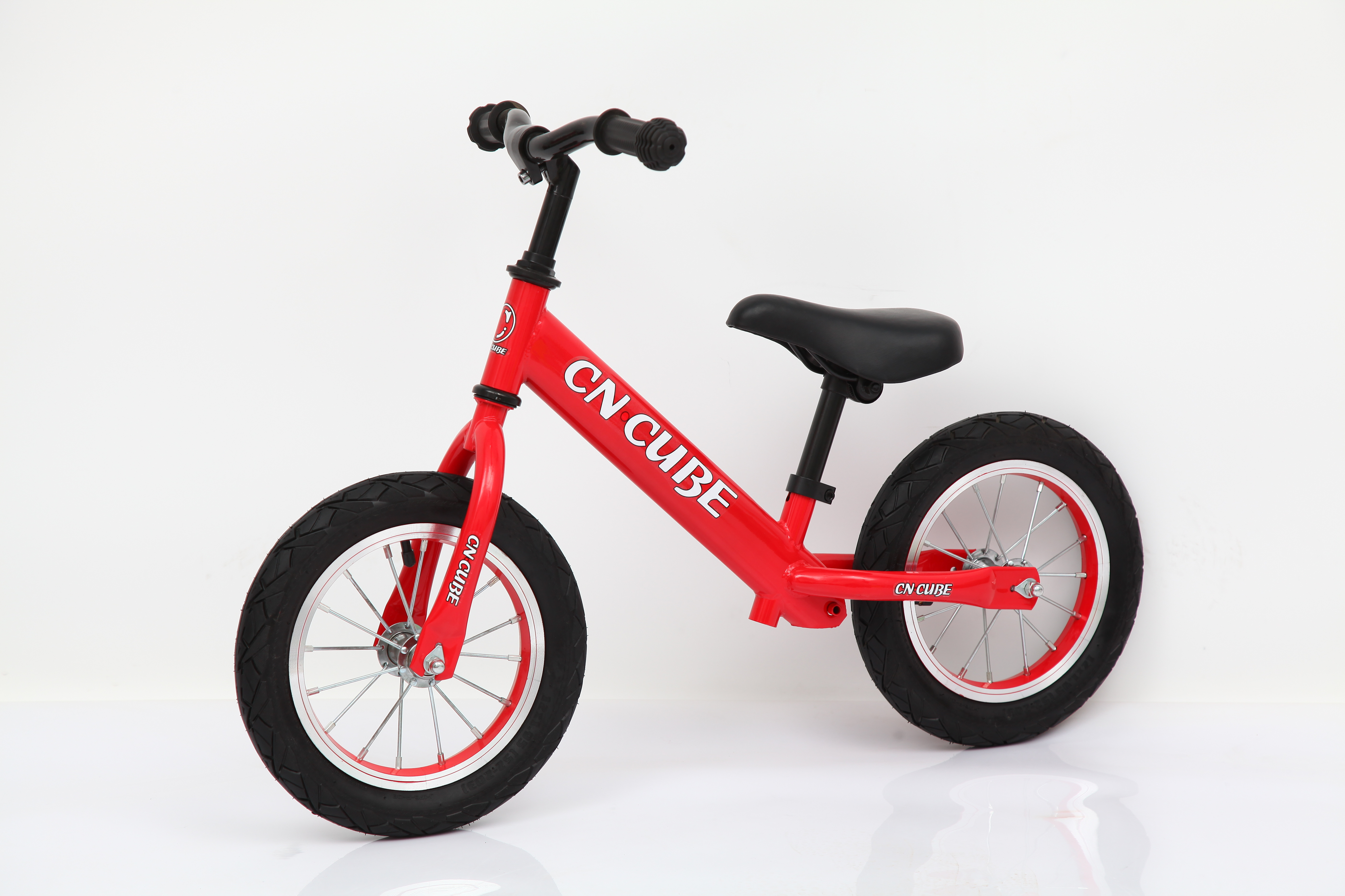 Hot selling balance bicycle with chain battery powered bike for toddler the treadmill walking bike