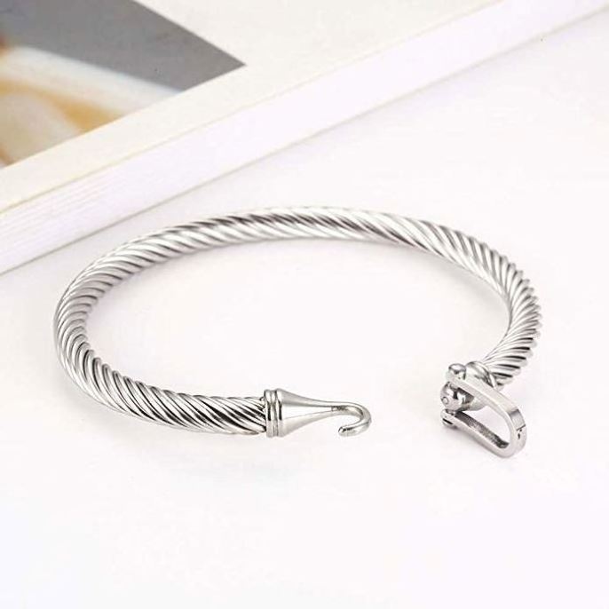 Stylish Fine Polishing Stainless Steel Twisted Cable Bangle Bracelet