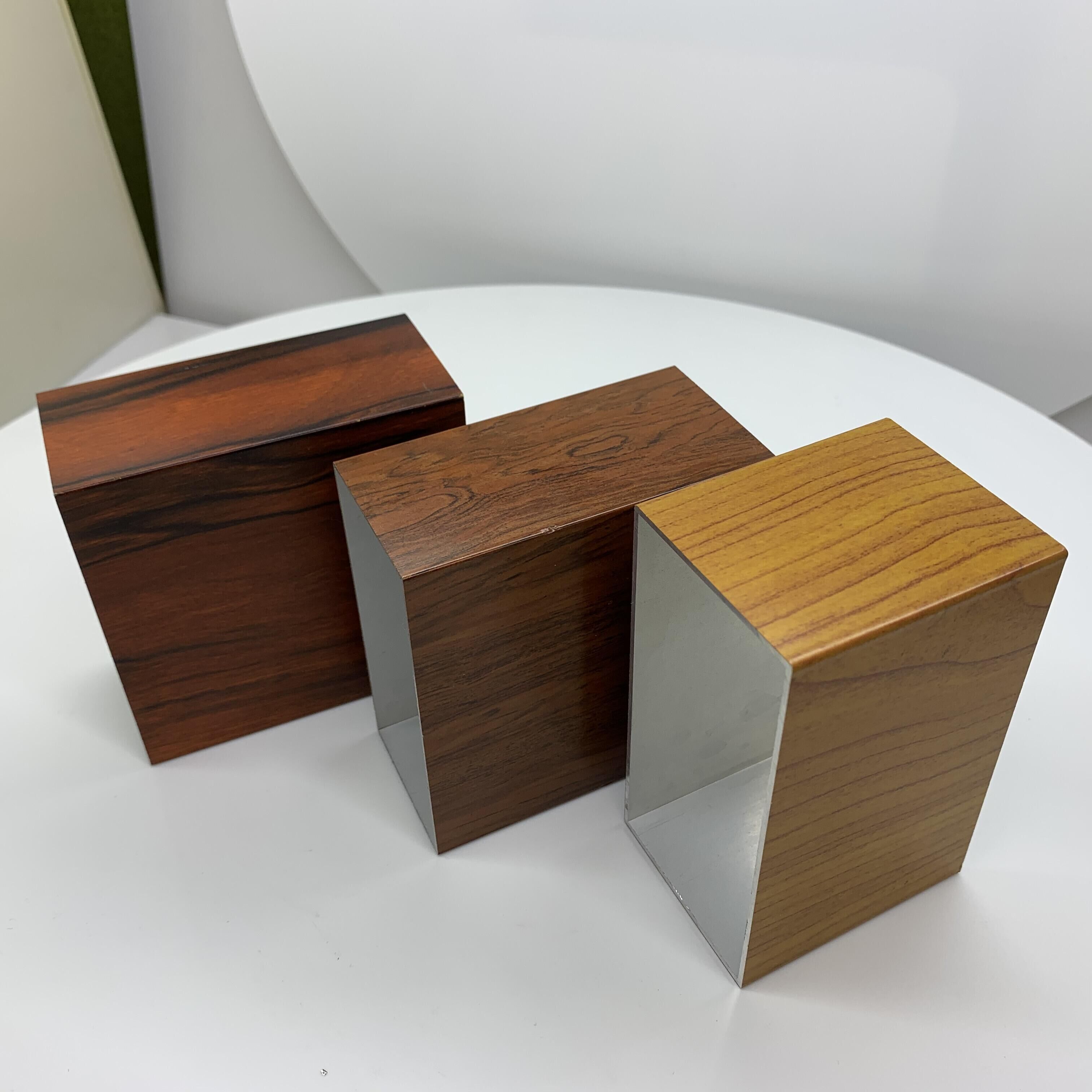 6063 t5 powder coating wood grain finish aluminium square tube profile for furniture decoration