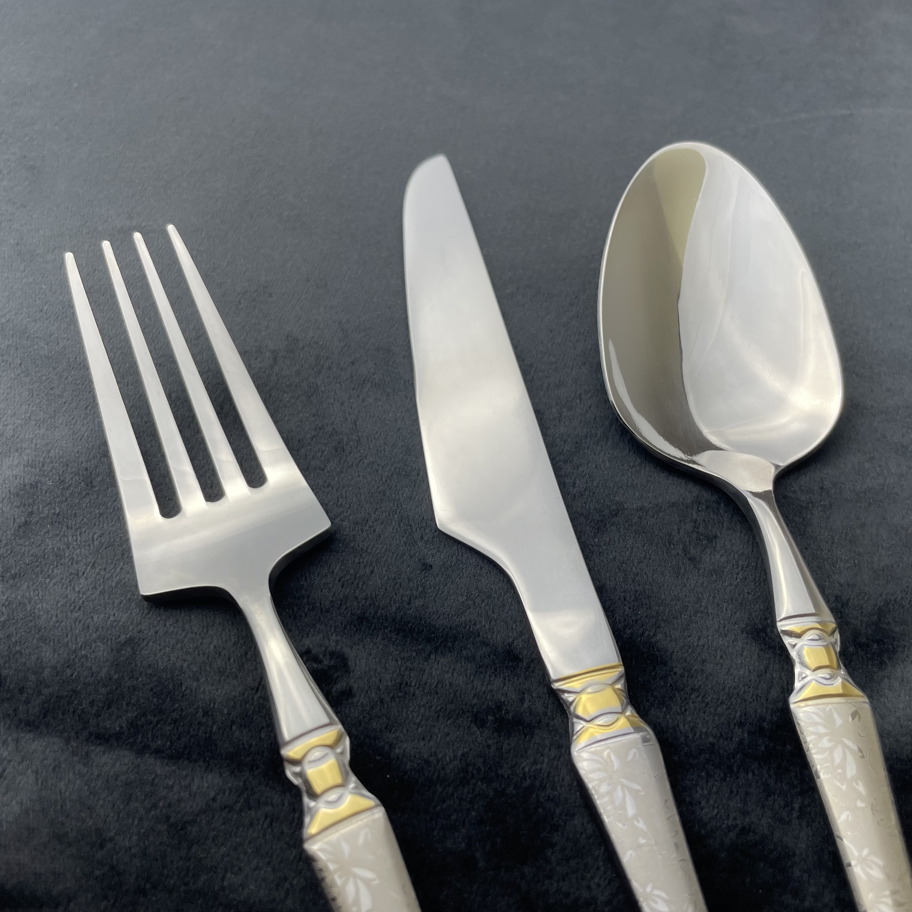 New Design Factory Price PVD Golden Fork Knife And Spoon Set Stainless Steel Cutlery