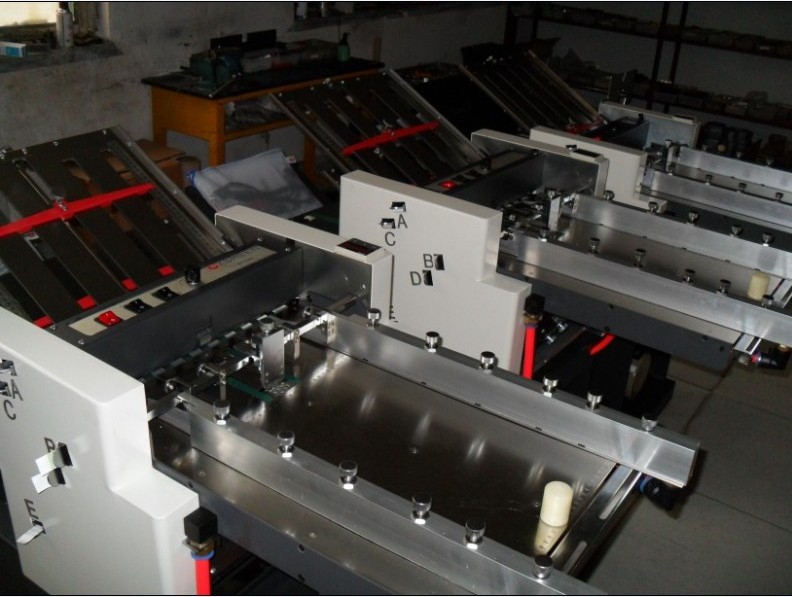 264 paper folder,newspaper folding machine,creasing and folding machine