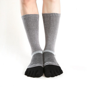 Long tube five finger socks, pressure sports running socks, marathon calf compression socks