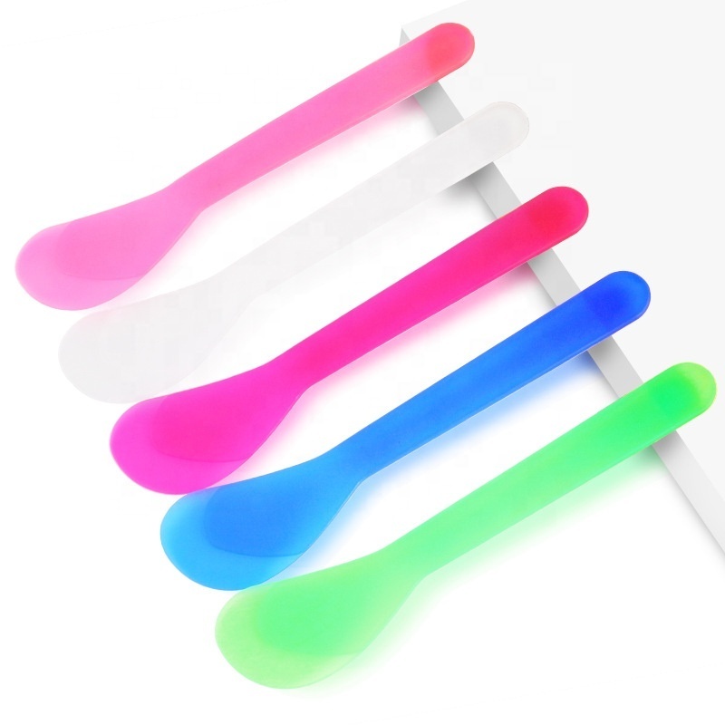 Mini Silicone Cosmetic Spatula Spoon Plastic Makeup Mouth Spatulas Blue Pink White