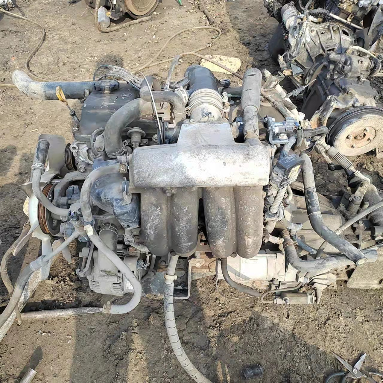 Used Japan 3rz Diesel Engine 4 Cylinder With Gearbox for sale