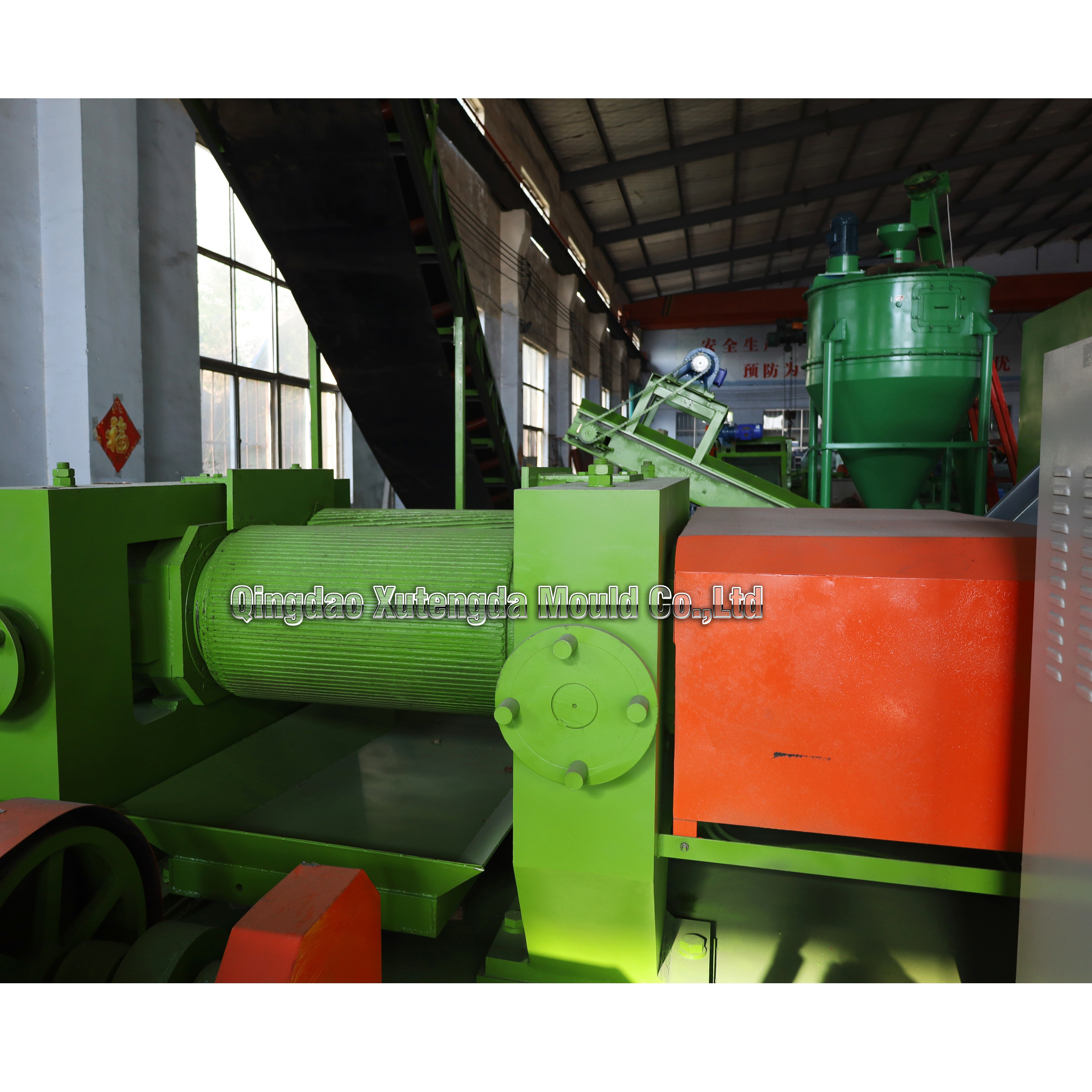 Good Price scraps tire shredder recycling rubber cutting used motorcycle tyre making machine