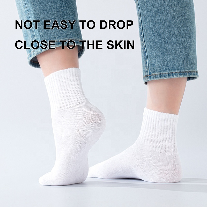 High Crew Length Disposable Travel Socks for Men and Women Unisex Sheer Pattern Thick Polyester Cotton Disposable Socks