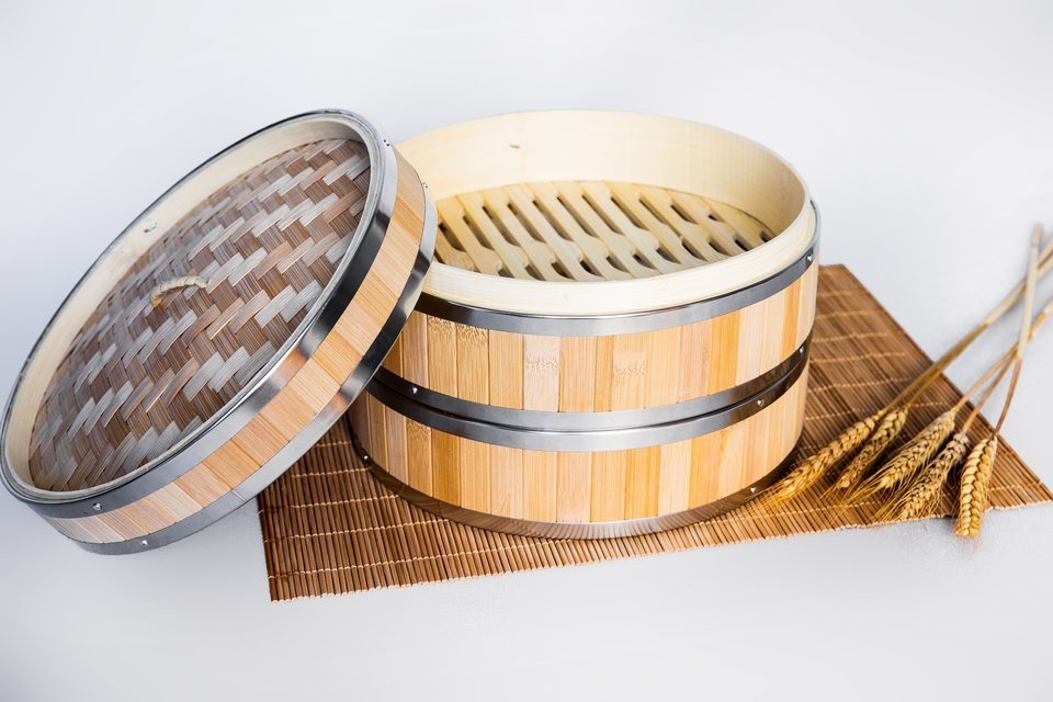 2022 New Type Hot Selling Bamboo Steamer Basket with Stainless Steel Ring Dumpling Bamboo Steamer