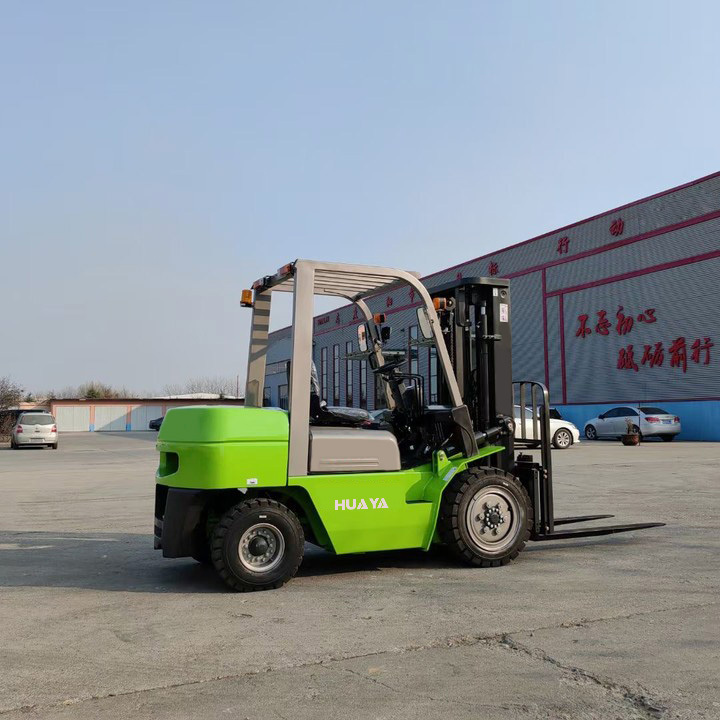 HUAYA factory outlet 1.5 2 2.5 3 3.5 ton farm use High capacity battery Operated Electric Forklift with attachments