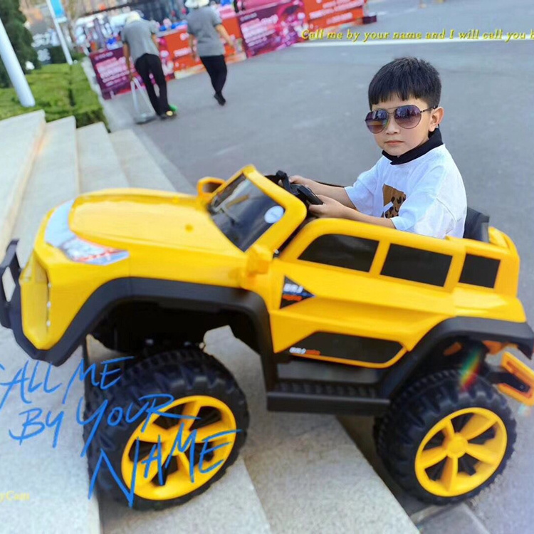 Kids 4 wheeler Big Size 12 V 4x4 Electric Ride On Car  2 Seater For Baby /Children electric car