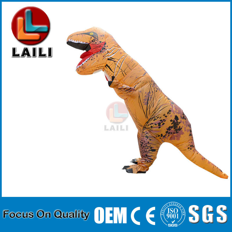 2020 High quality Inflatable Dinosaur Costume  for jurassic park