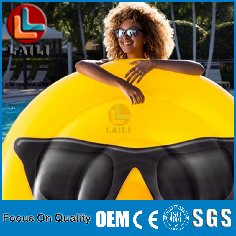 PVC Inflatable Toy Manufacturer Water Game Toy Inflatable Beach Toys Inflatable Pineapple Pool Float