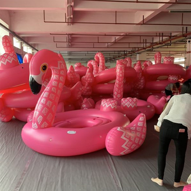 Factory spot promotion! 4 Person Huge Lake Pink Party Raft Inflatable Water Flamingo Peacock Pool Float Island For Water