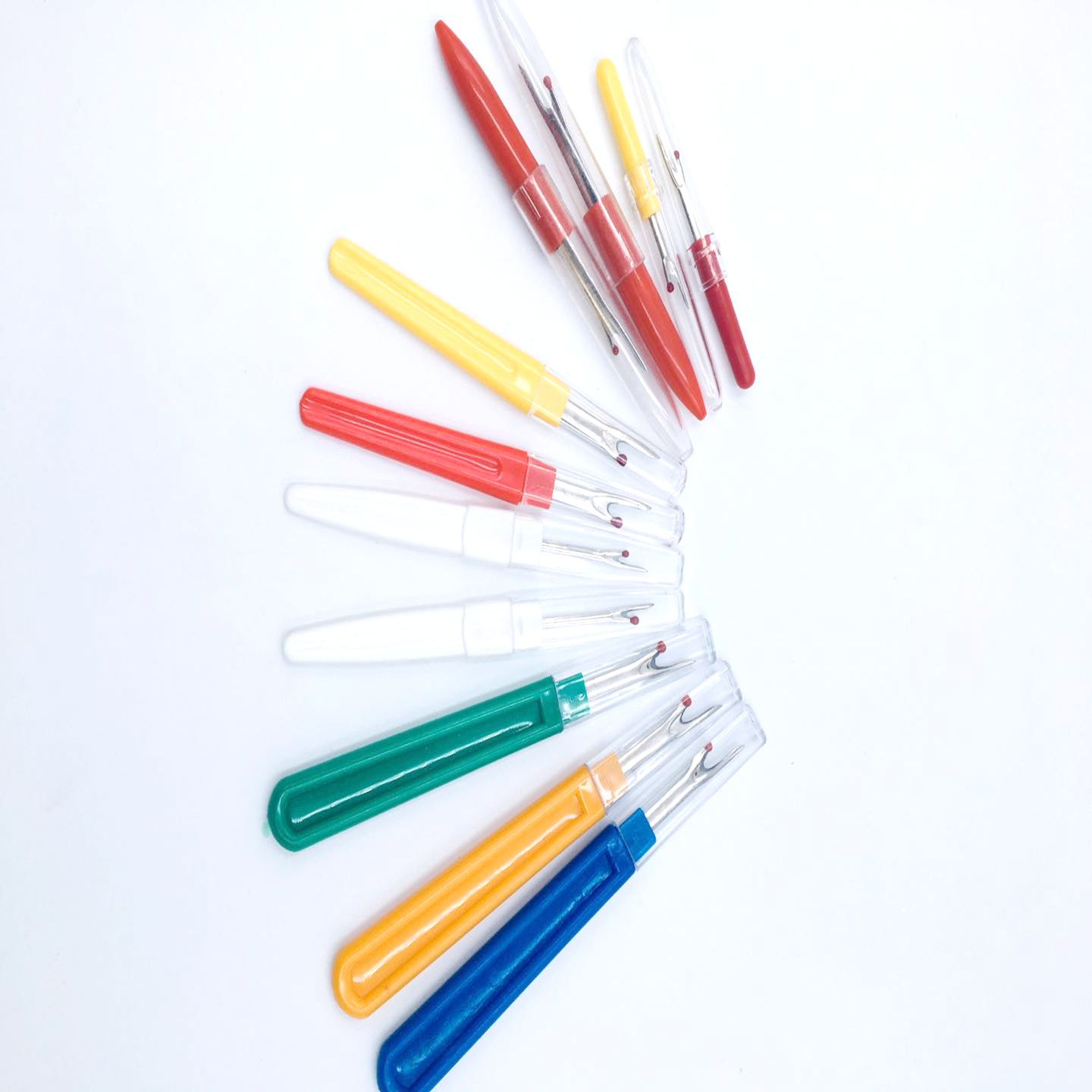 Professional sales plastic handle sewing seam ripper with deburring tool