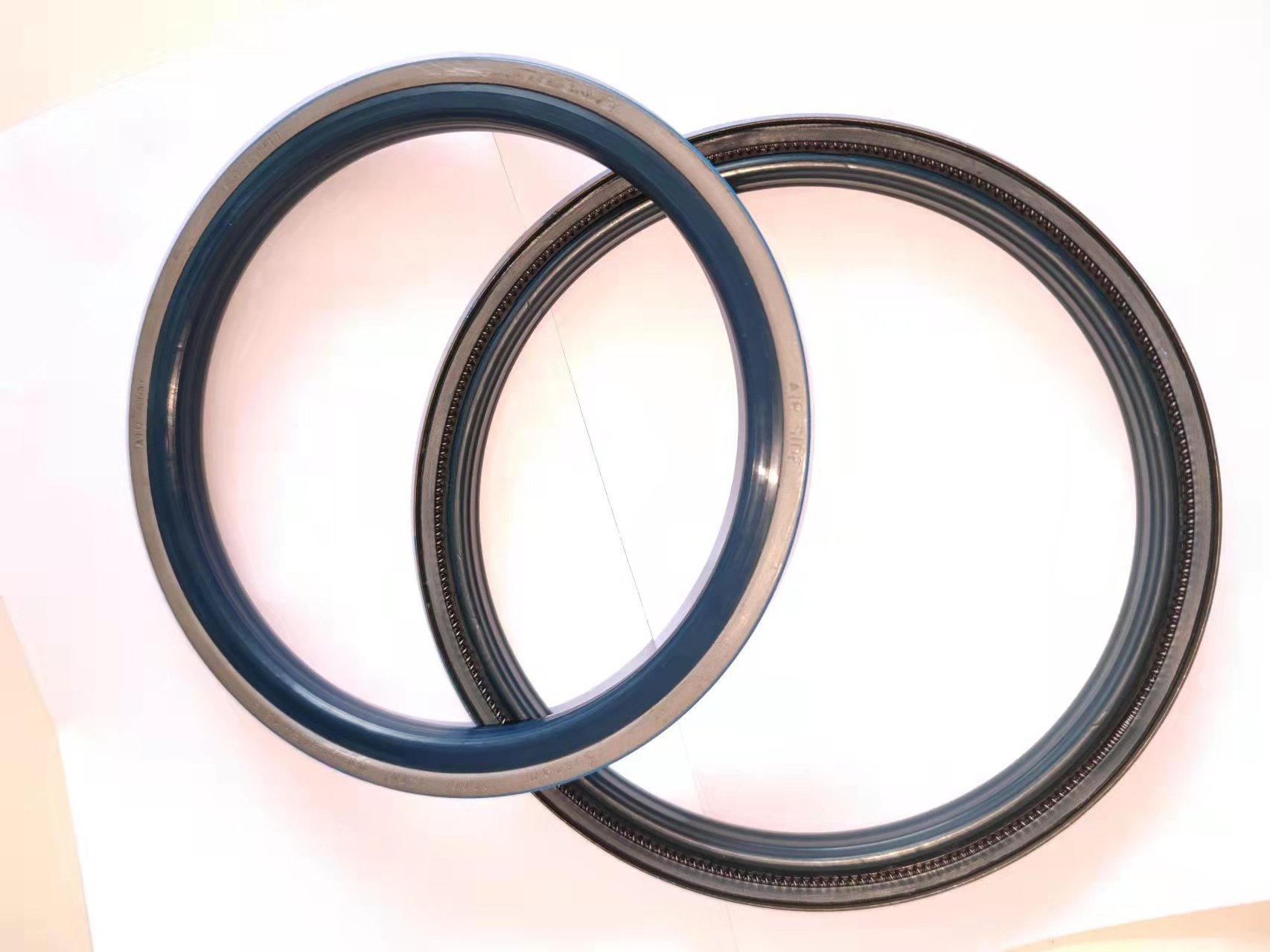 87313744 87349641 front axle cassette seal Wheel hub shaft oil seal 155*180*14.5/155X180X14.5 machinery seal JOHNDEEREE