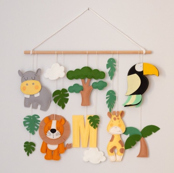 Felt wall hanging toys safari animals Nursery decor