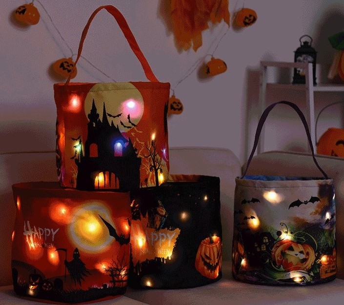 LED Light Halloween Candy Bags Light Up Halloween Party Bags Trick or Treat Bags