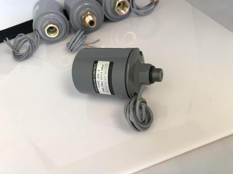 Manufacturer direct sale of high quality pump pressure switch