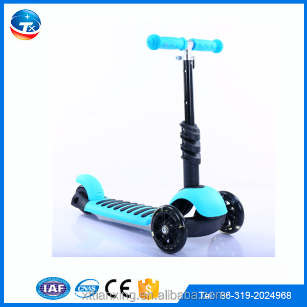 Hot sale EN71 approved nylon deck kids 3 wheel scooter,good quality kids seated scooter,wholesale funny kids wiggle scooter