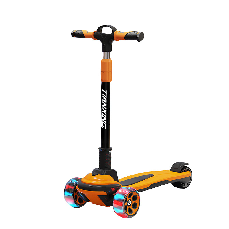 Children's Light Up Scooter Kids 3 Wheels Extra-Wide Board Kids' Kick Scooters For Toddlers Girls Boys