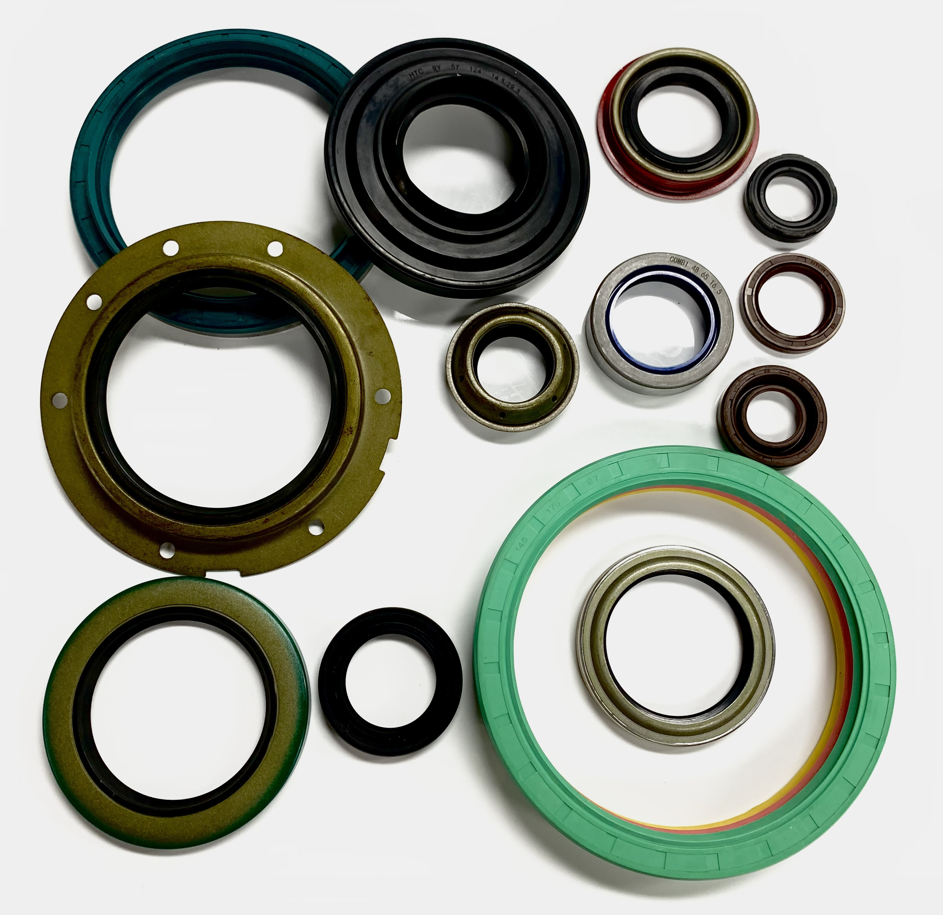 NBR FKM FPM oil seal wheel hub oil seal bearing seal for auto