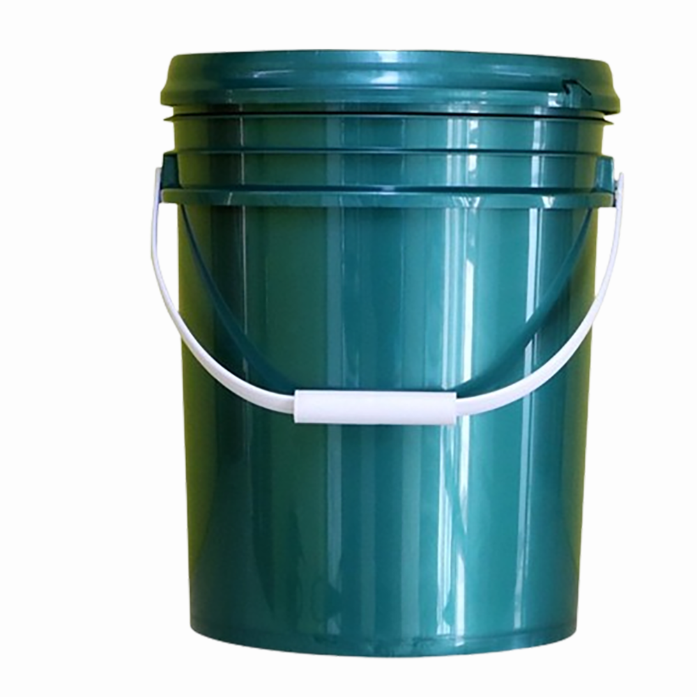 Motor oil, lube oil pail 5 gallon white plastic bucket and lids