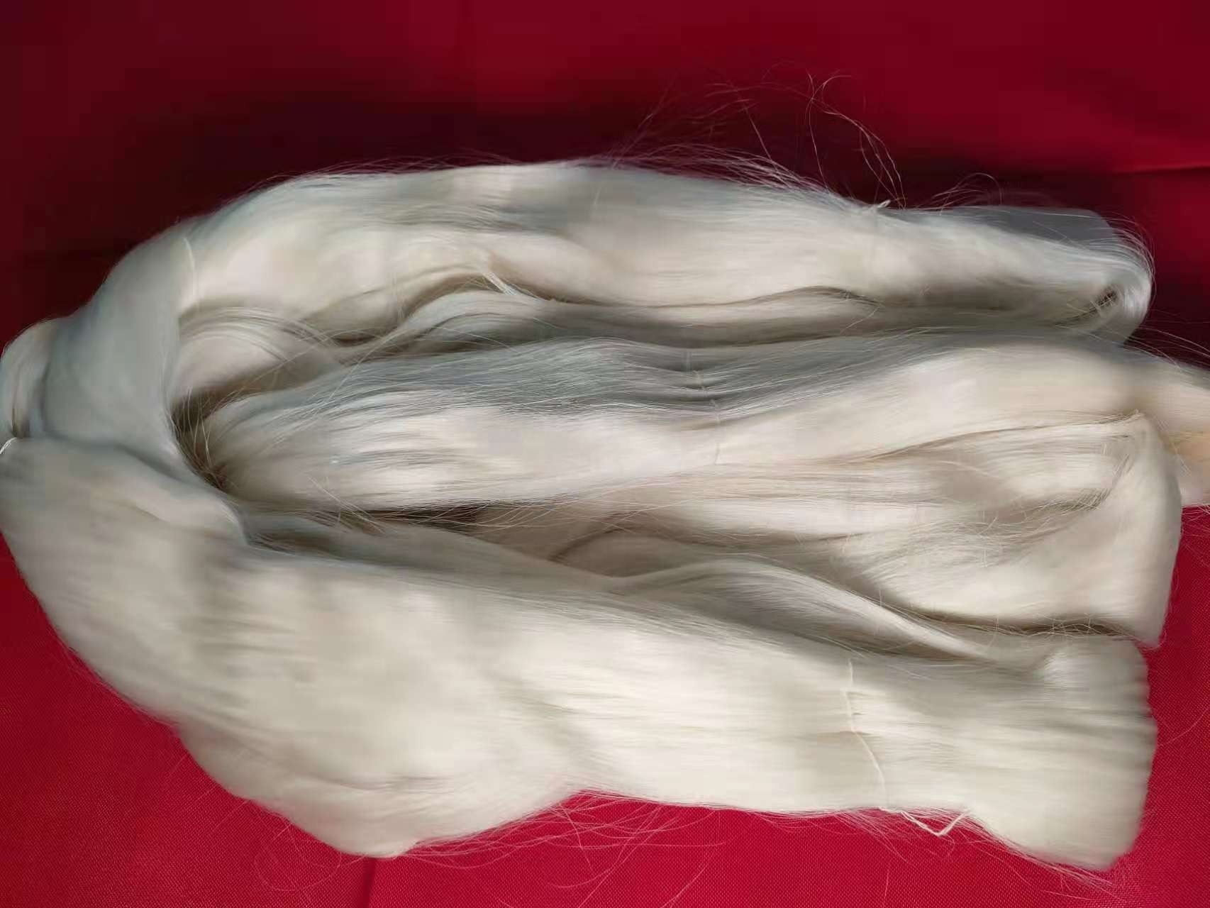 Factory Wholesale Undyed Raw Silk Mulberry Raw Silk Yarn 20/22D 4A Grade