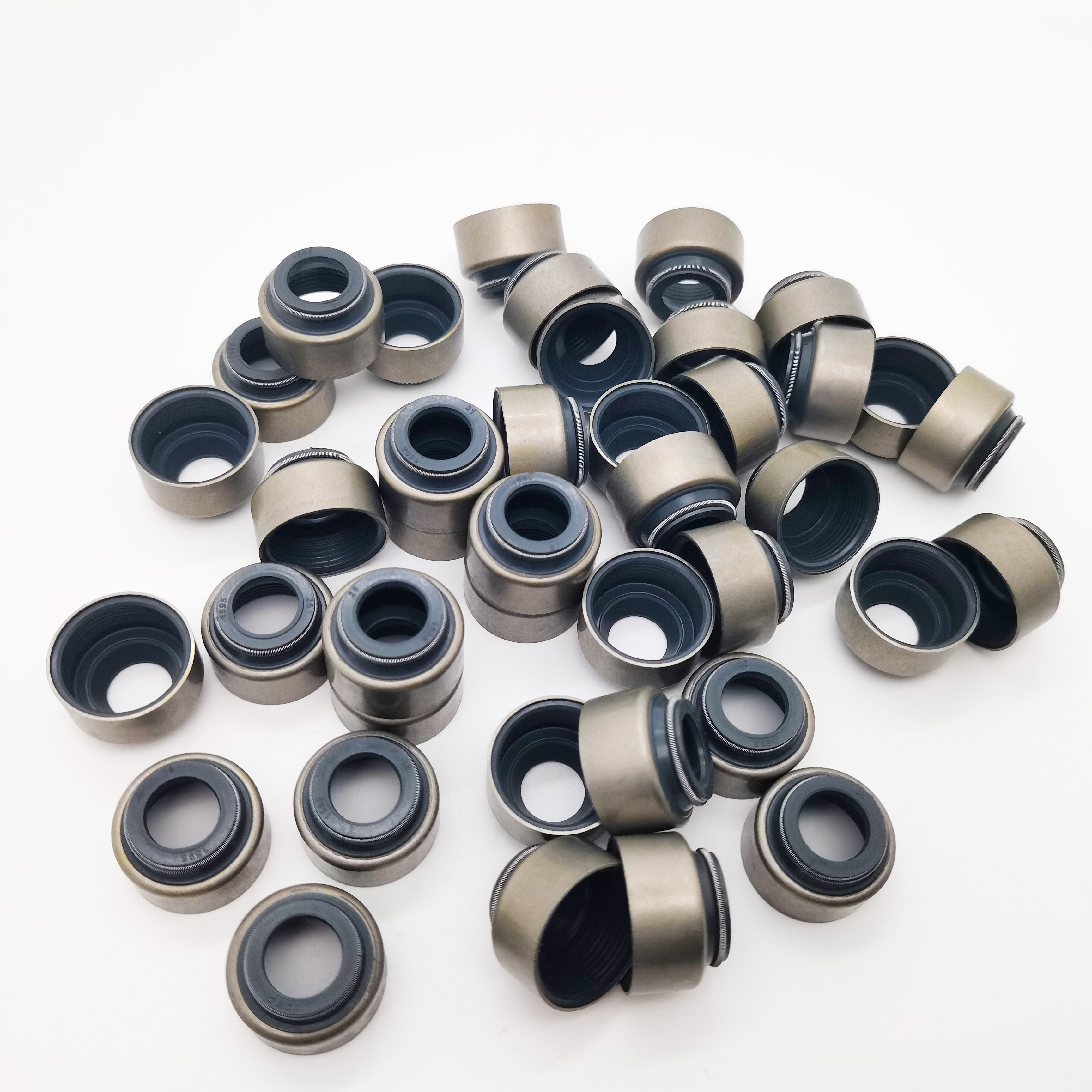 CFNAK High quality wholesale TC NBR oil seal rubber oil seal manufacturer in china