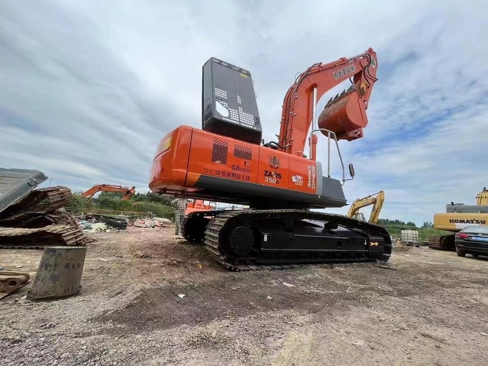 Shanghai professional sale used hitachi excavator machine HITACHI zx350 35 ton used excavator auction