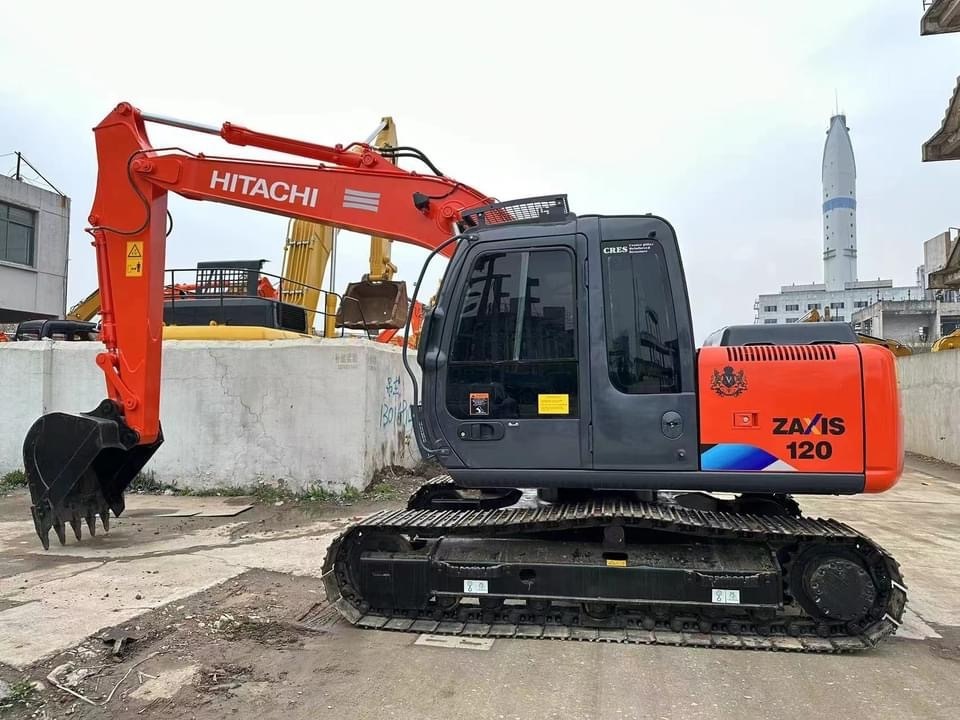 Wholesale used hitachi excavator zx120 zx120-3 x120-6 used excavator auction second hand excavator for sale