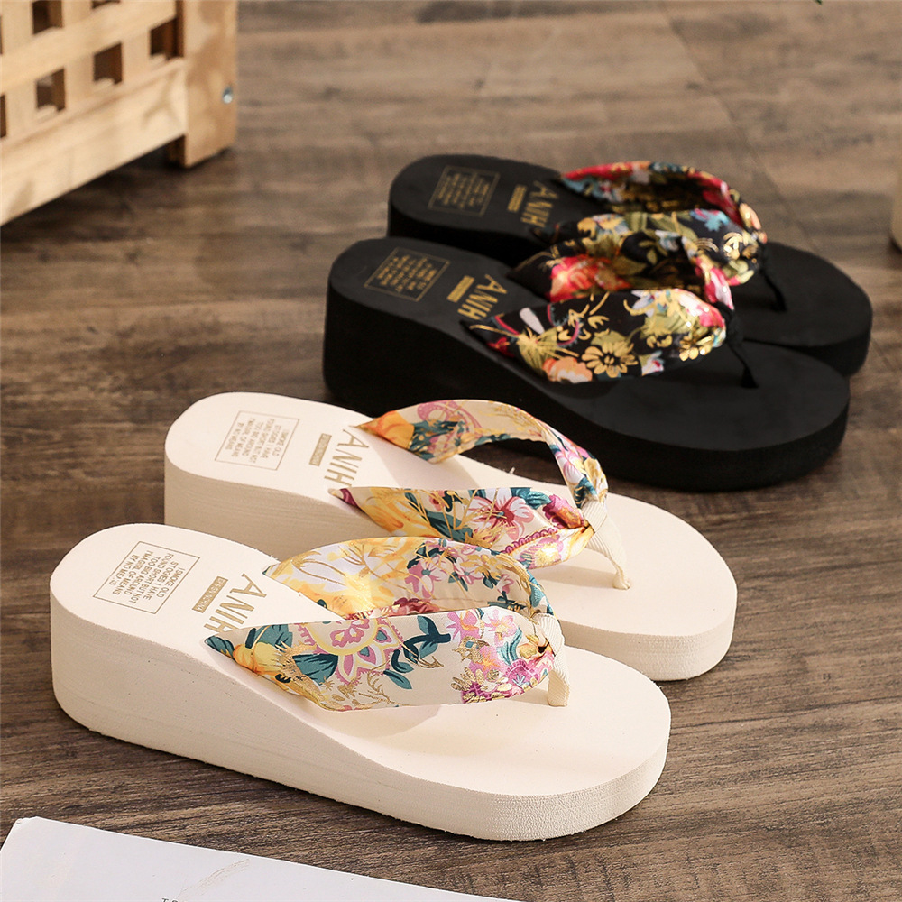 Wholesale Bronzing Printing Satin Sandals Cheap Beach Slope Heel Slipper Eva Outdoor wedge heel flip flops for Women