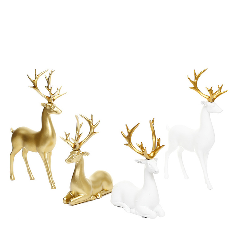 wholesale animal ornaments cute deer decoration resin reindeer ornaments for party holiday home ornaments