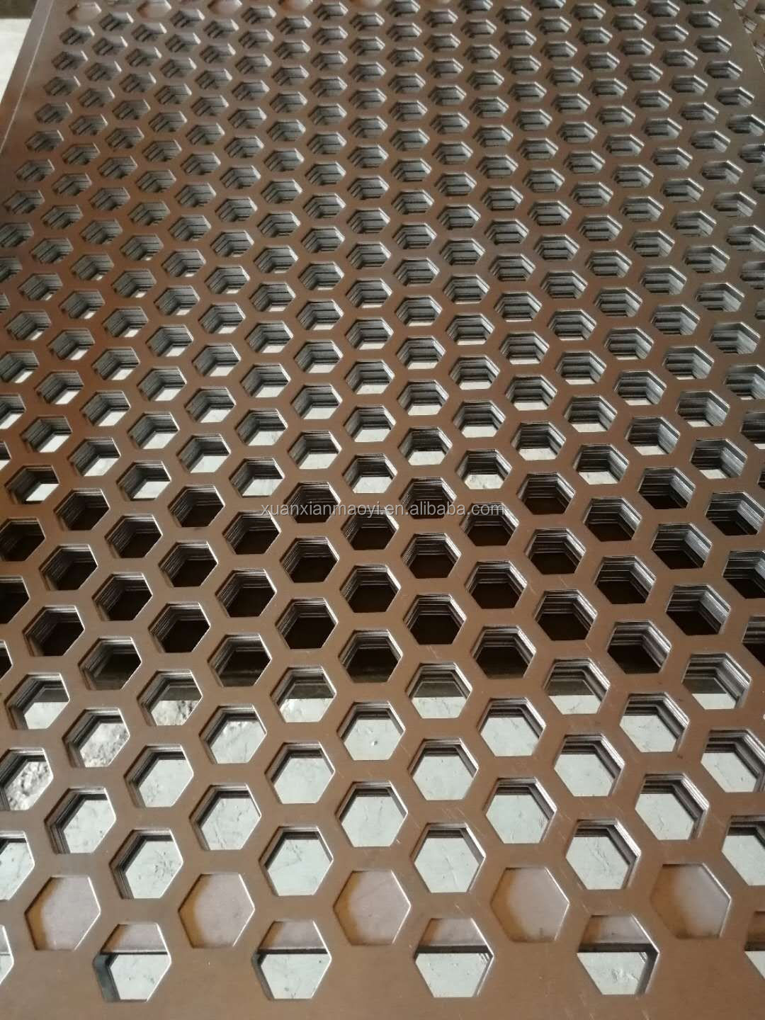 customizable Building material expanded metal mesh for trailer flooring Diamond Mesh Lath Metal fence panels