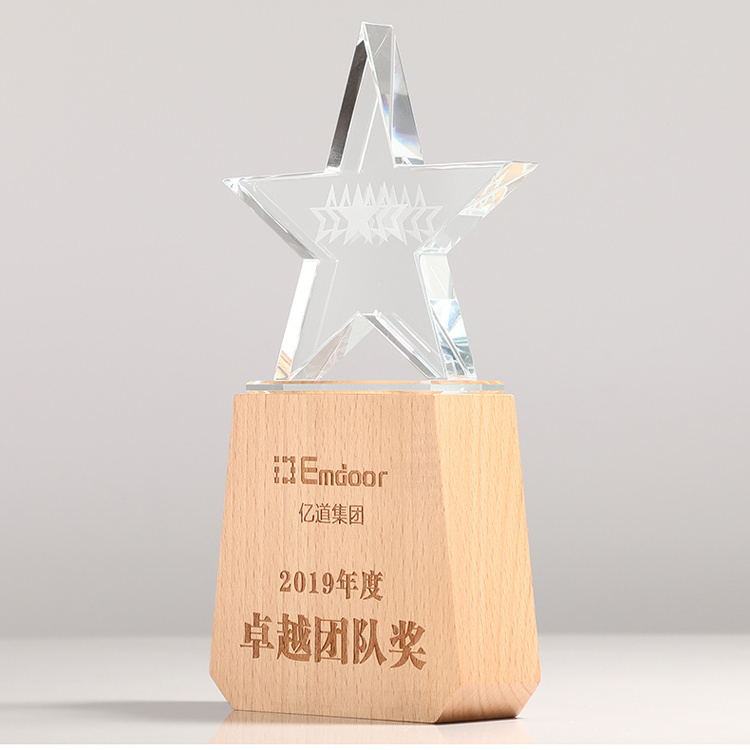 Shining 2022 Retro wood shield award trophy iceberg crystal plaque for custom engraving