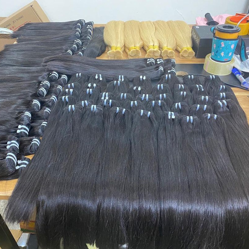 12 a Grade 100% Raw Virgin Human Hair Bundles Vendors With Lace Closure , Mink Hair Weave Virgin Brazilian Cuticle Aligned Hair