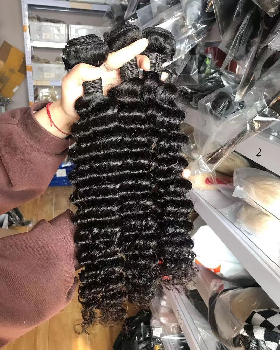 12 a Grade 100% Raw Virgin Human Hair Bundles Vendors With Lace Closure , Mink Hair Weave Virgin Brazilian Cuticle Aligned Hair