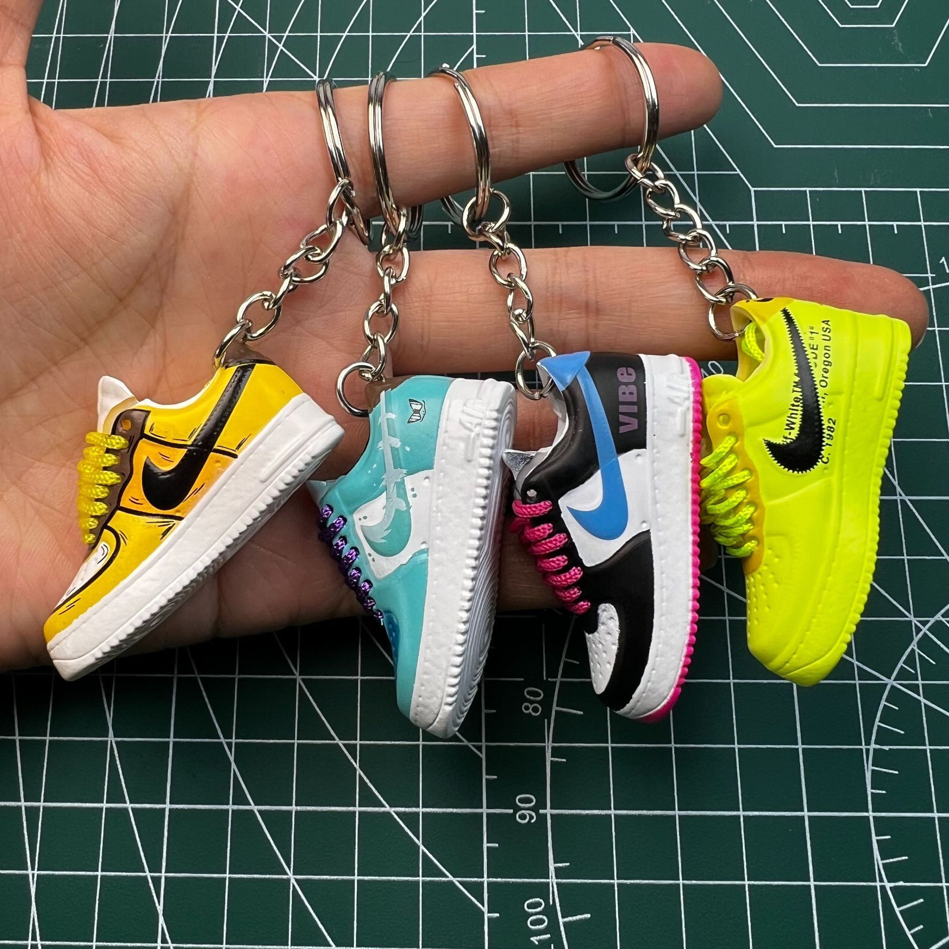 Hot wholesale mini AF Brand shoe 3D rubber keychain Car Key Chain Bag Pendant Pendant Keychain