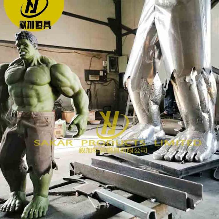 Custom Life Size Indoor Decor Famous Superhero Movie Action Figures Muscle Man Fiberglass Life Size Hulk Statue Resin Sculpture