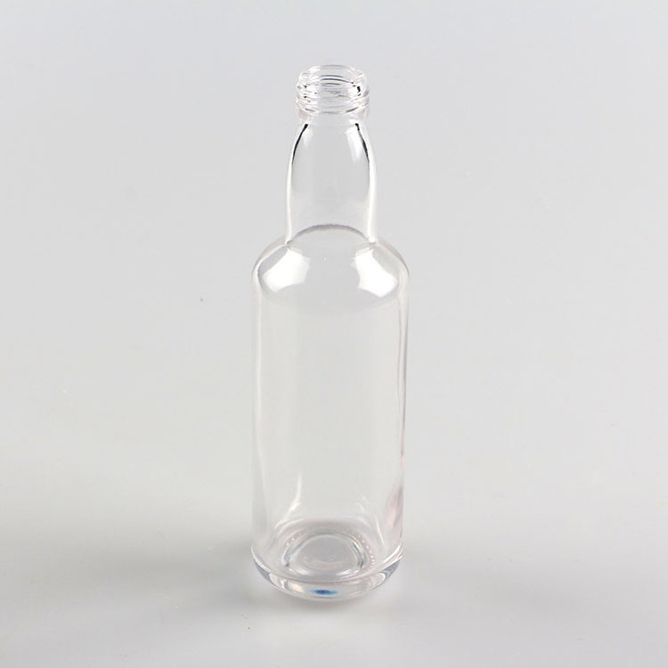 100ml Empty clear glass whisky bottle tequila bottle with screw cap