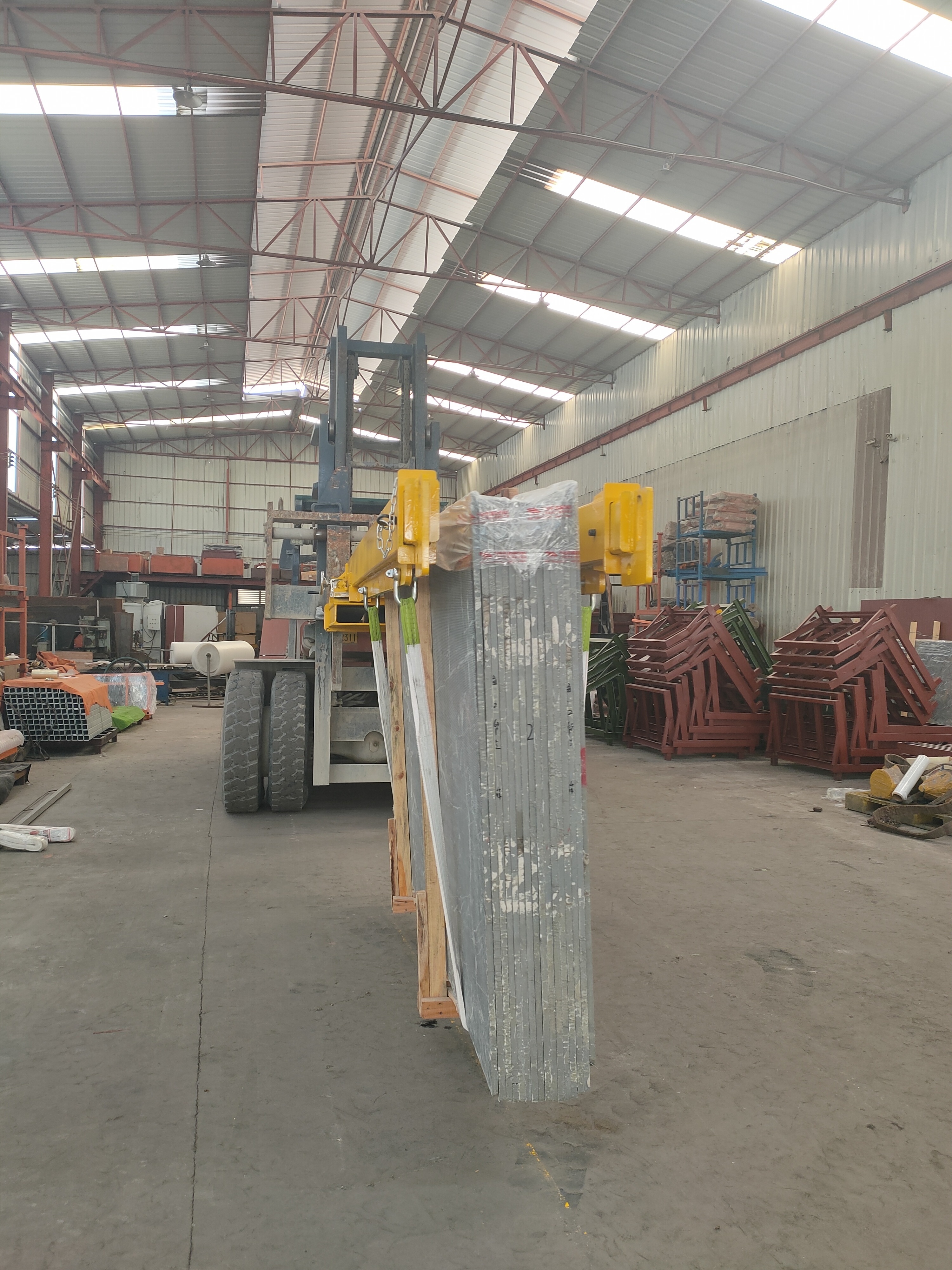 XUNDA Stone  bundle slab loading unloading container heavy slab loader  LPG forklift /electric forklift