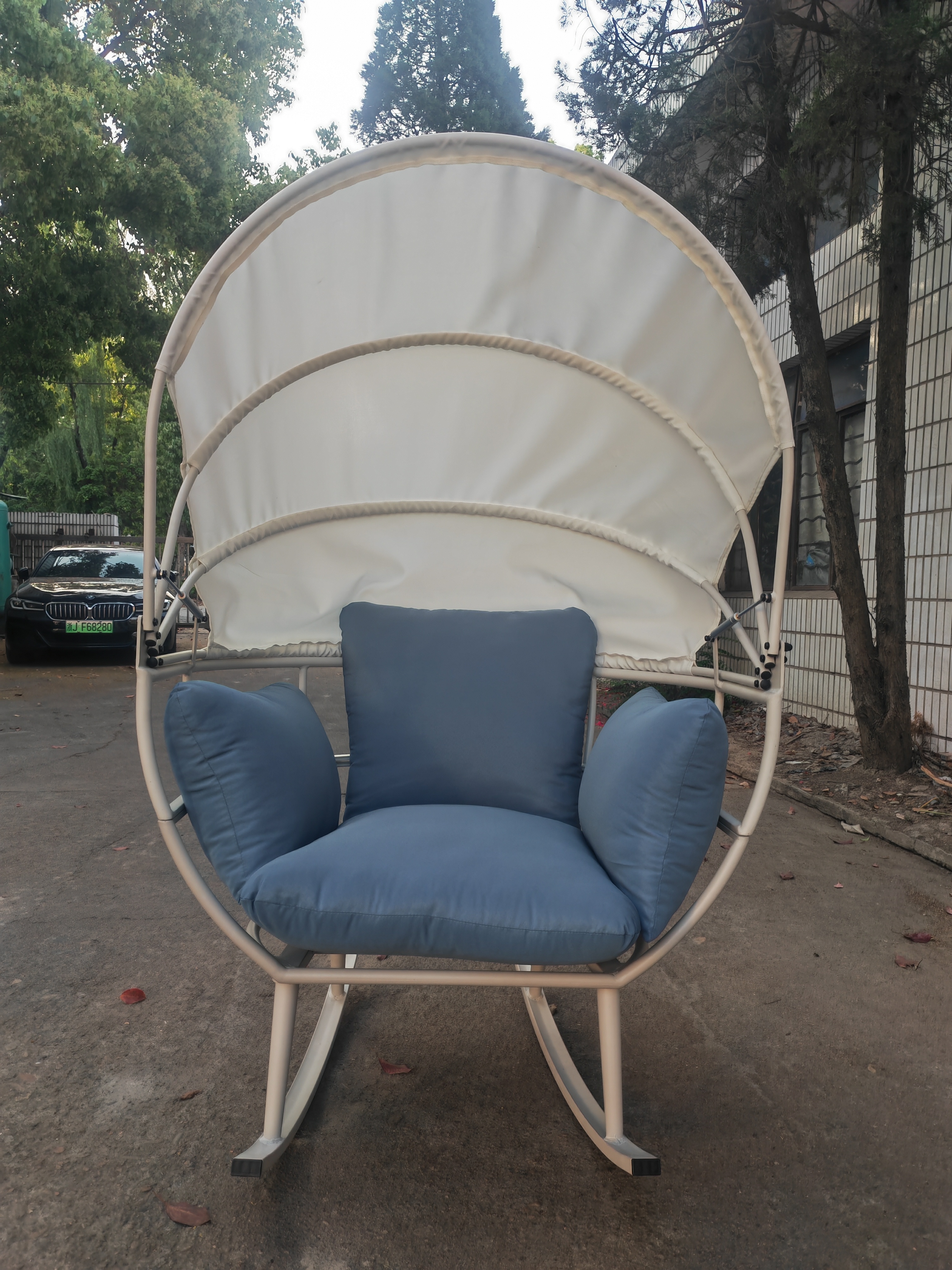 Outdoor Garden Swing Chair Rocking Chair with Canopy