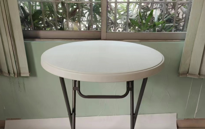 60cm Round Outdoor Plastic High Top Bar Cocktail Table For Sale