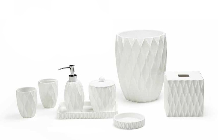 Hotel balfour resin bathroom accessories set