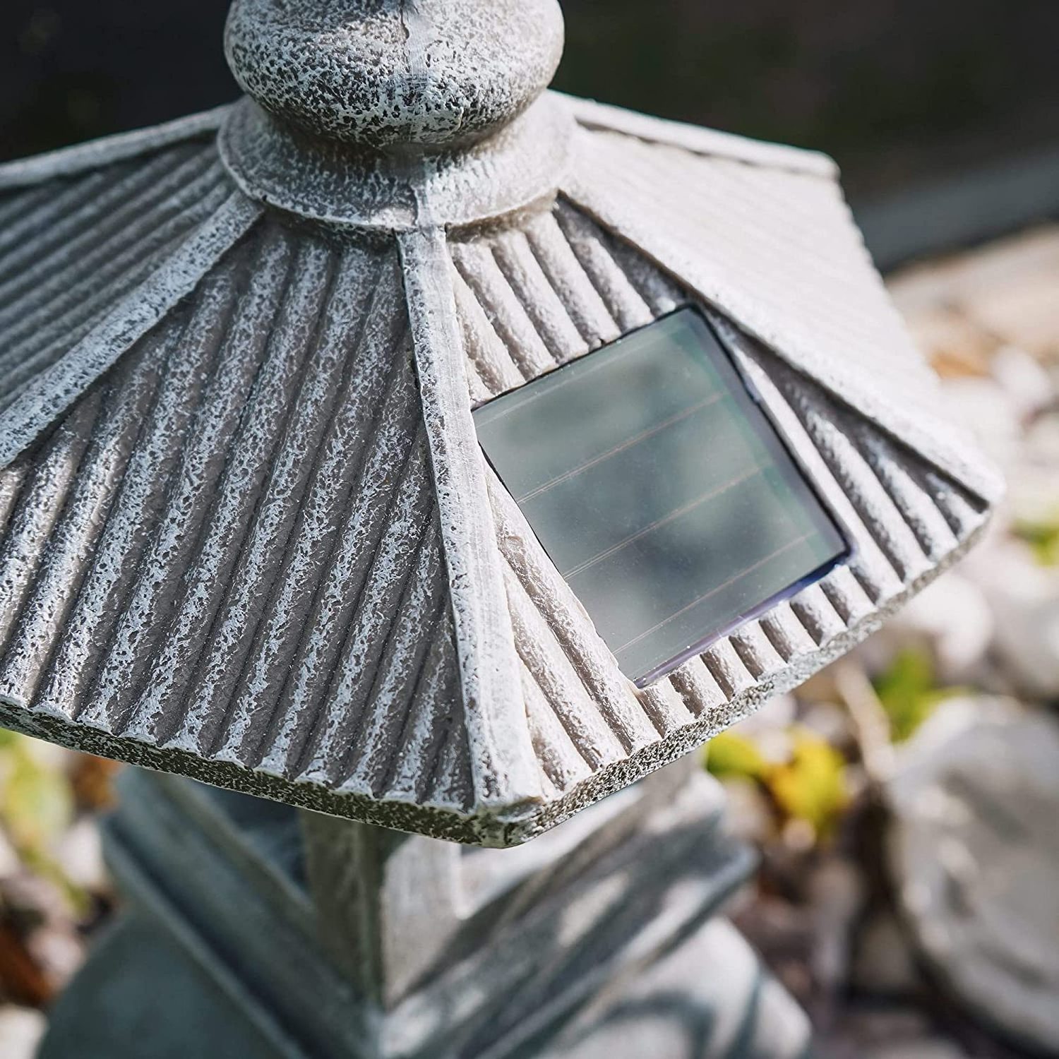 Pagoda Solar Powered Flickering LED Outdoor Decor Garden Light