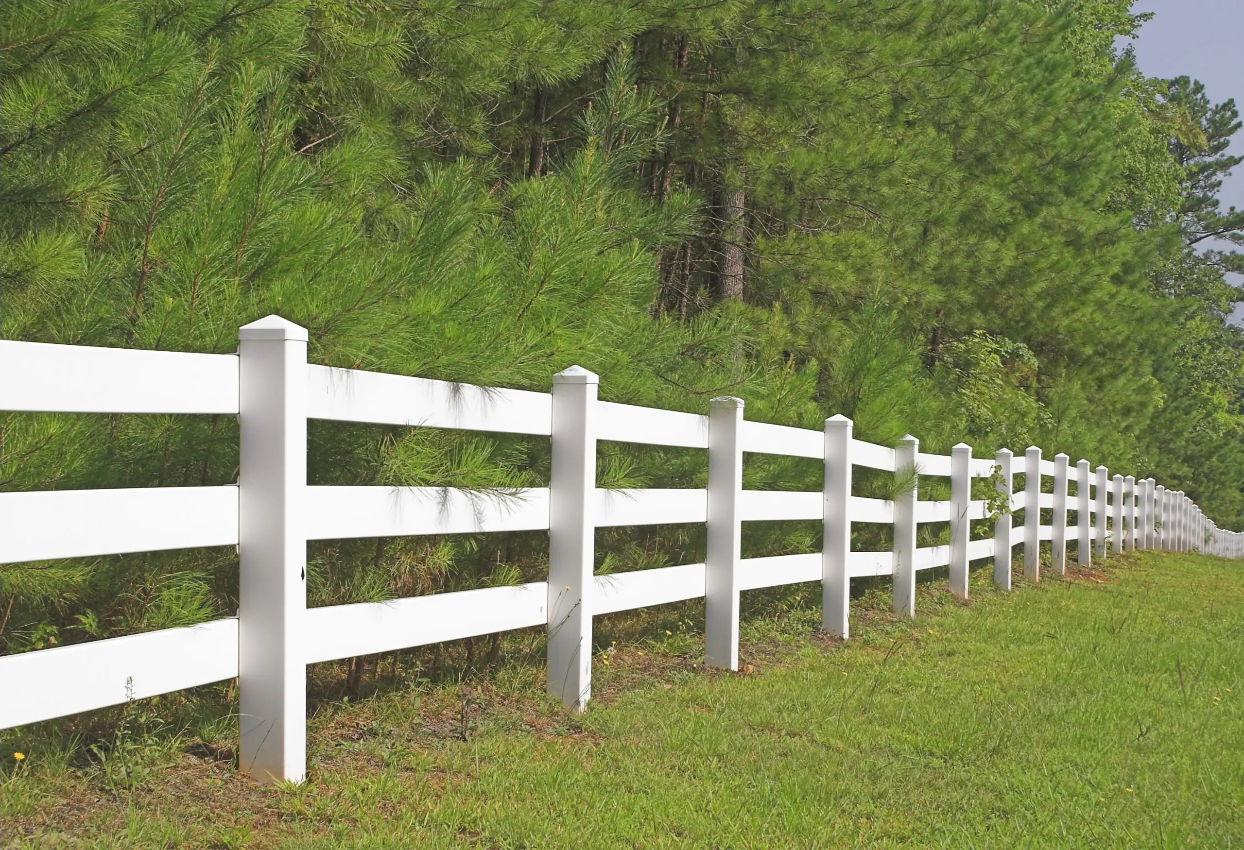 UV protection 3 rail ranch fence pvc horse mesh fence Vinyl Paddock Fence